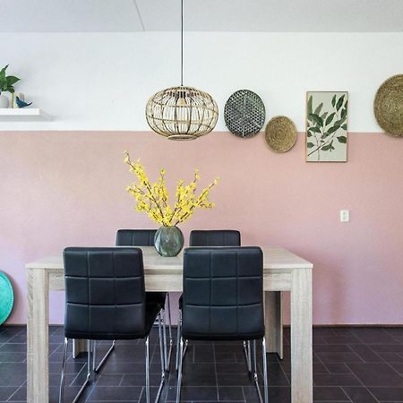 Seaside Elegant Apartment With Terrace Julianadorp Exterior photo