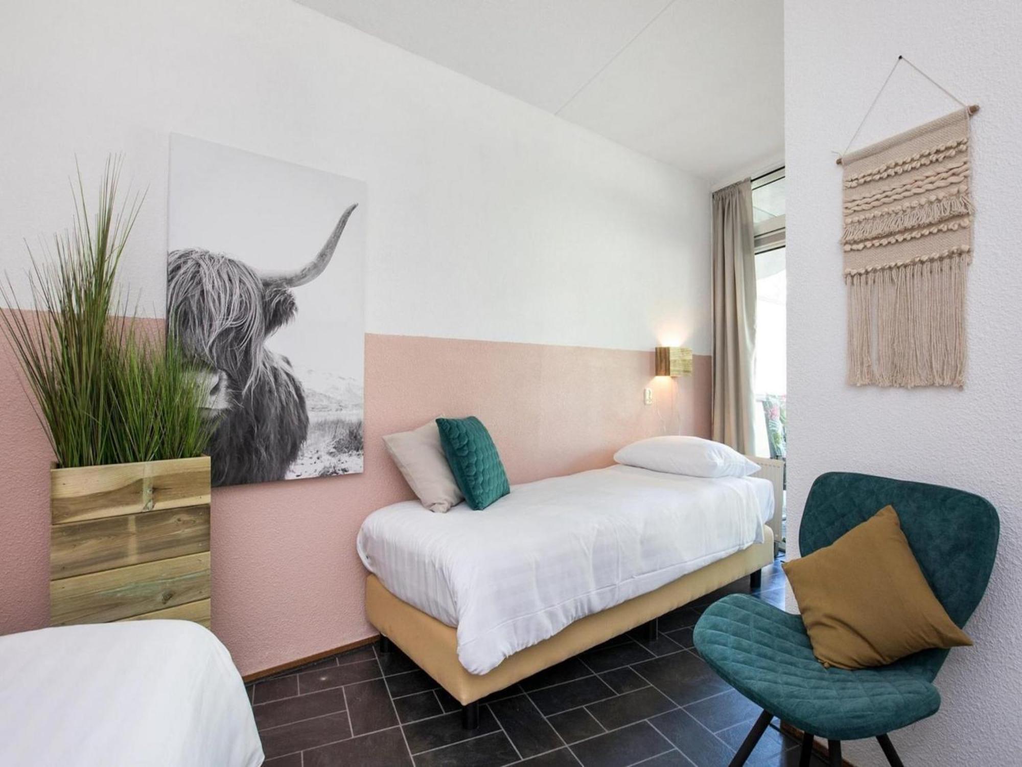 Seaside Elegant Apartment With Terrace Julianadorp Exterior photo